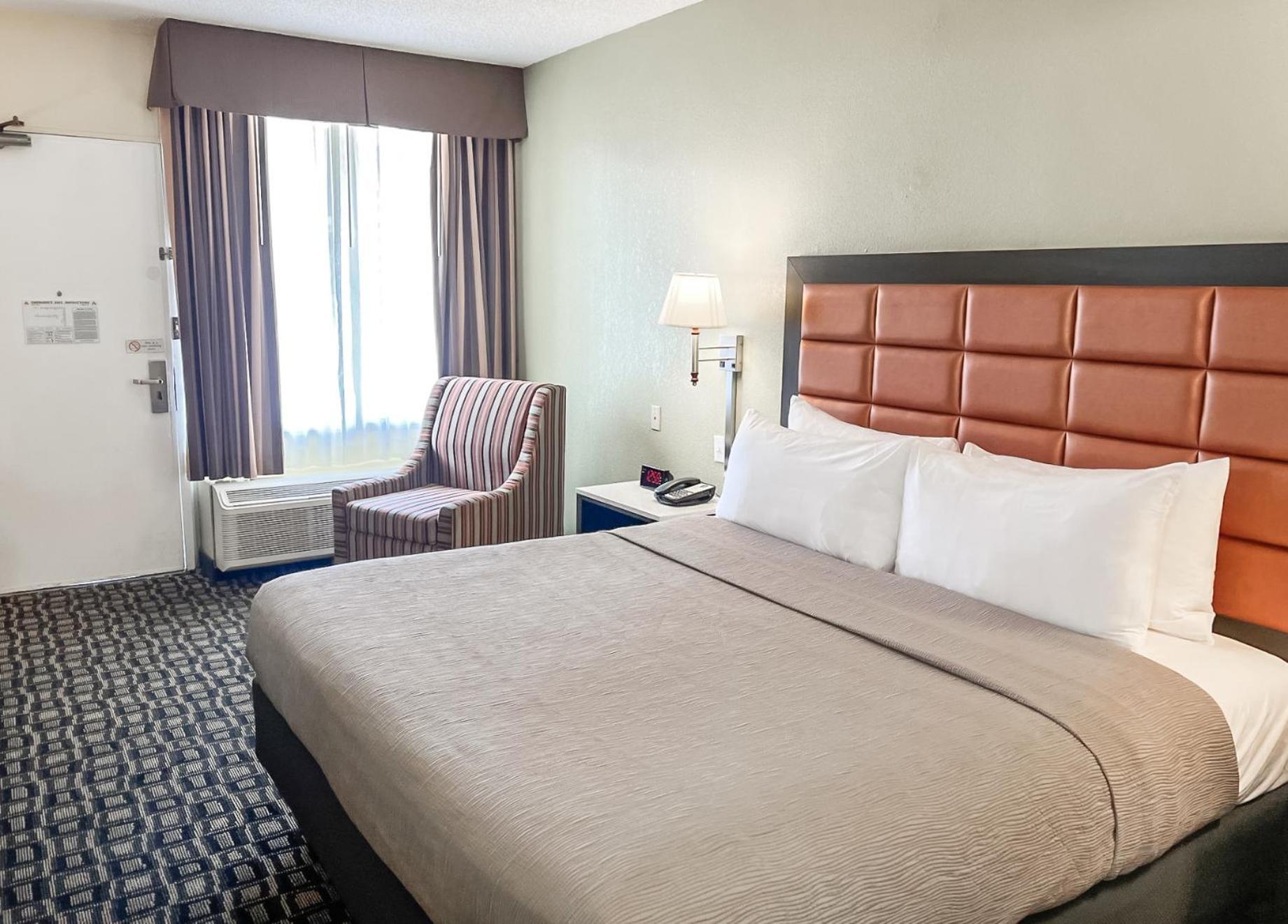 Quality Inn Airport - Cruise Port Tampa Esterno foto